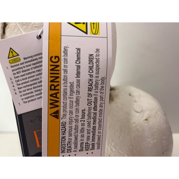 13Th & Elm LED Flickering Skull Candle Holder Light-Up Halloween Large New - Picture 7 of 11